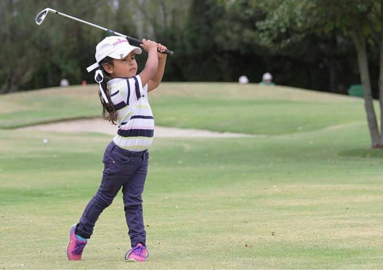 Sarita Diaz Girls Golf Feature