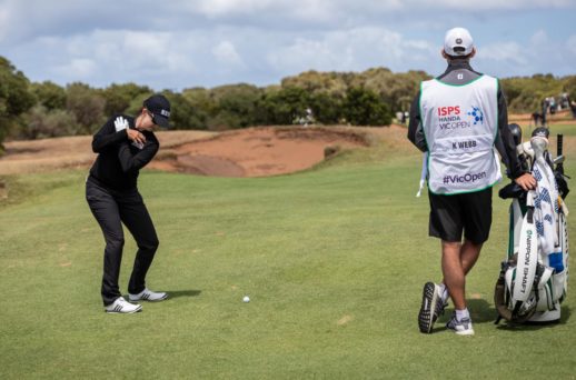 Karrie Web reheafses a shot at the 2019 ISPS Handa Vic Open | Photographer – Phil Taylor