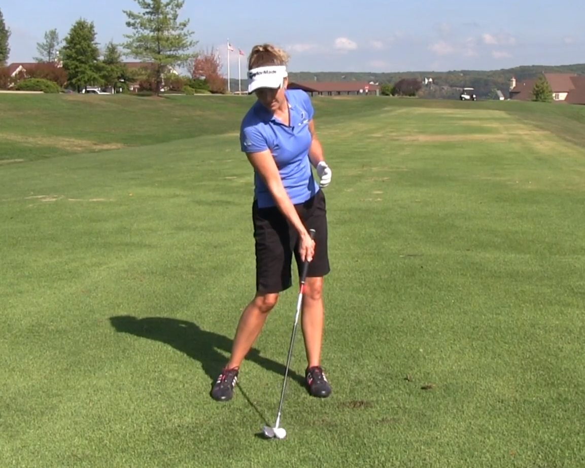 Where Should You Look When You Hit a Golf Ball - Maria Palozola - Womens Golf