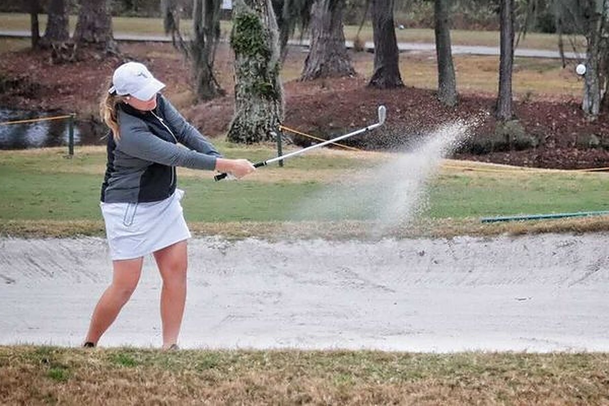 3 Quick Tips for Great Sand Shots - Megan Johnston - Womens Golf