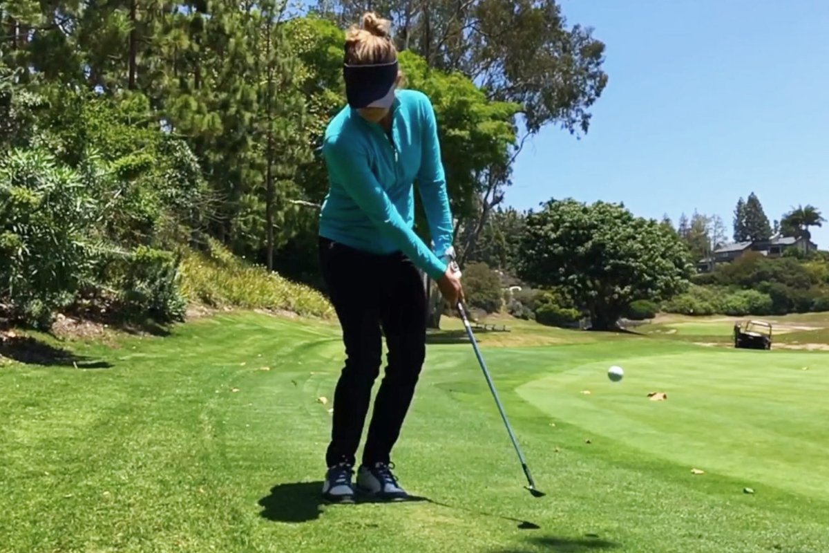 Stop Chunking and Skulling Your Chip Shots - Kristin Walla - Womens Golf