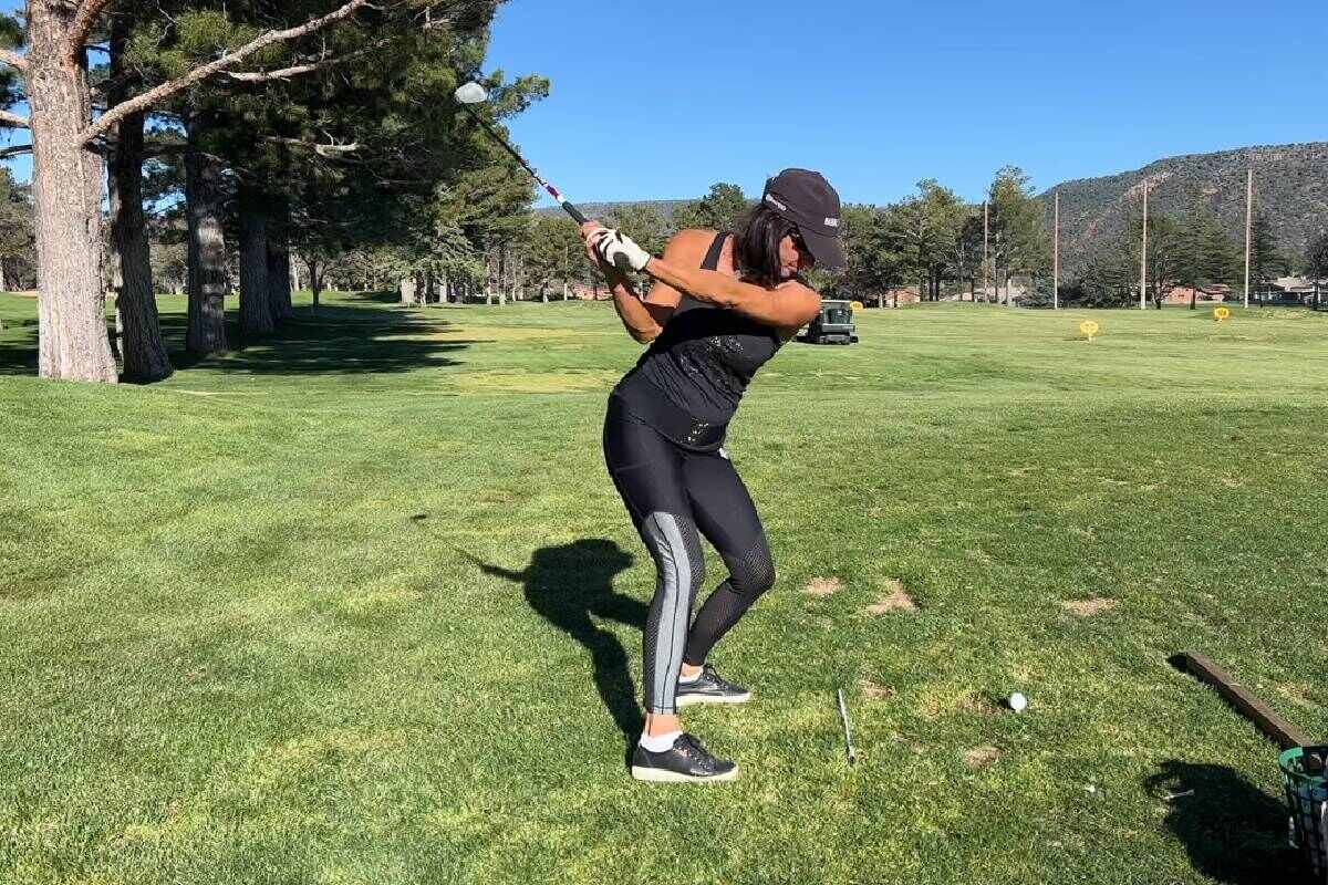 To Learn a New Move - Practice Super SloMo - Christina Ricci - Womens Golf