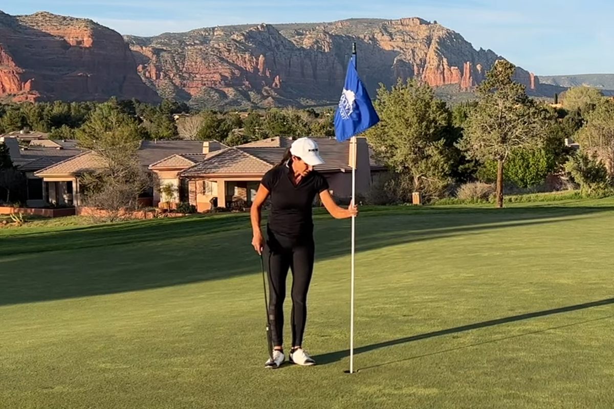 Do You Like the Flag in or out when You are Putting - Christina Ricci - Womens Golf