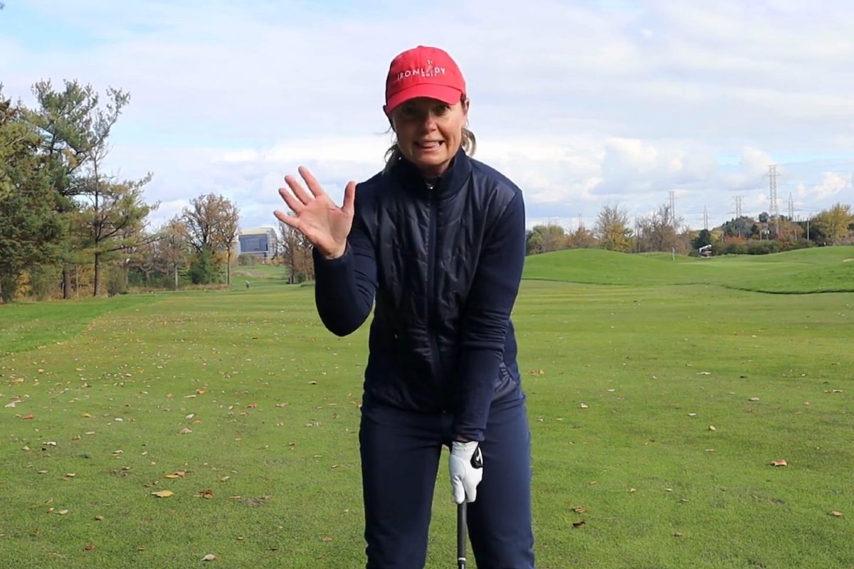 How to Grip the Club - Beginners Guide - Lindsay Knowlton - Womens Golf ...