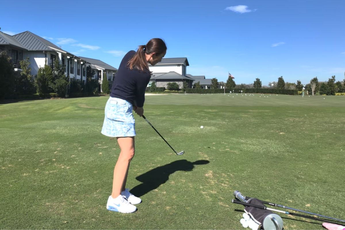 Chip with Confidence - Nathalie Sheehan - Womens Golf